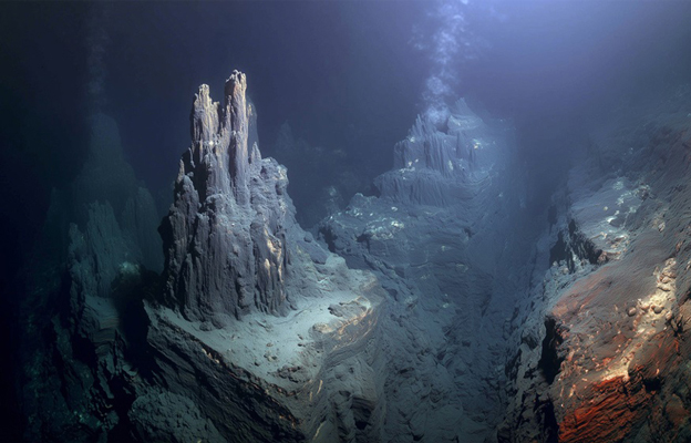 日本将在南鸟岛近海测试深海稀土采掘设备
