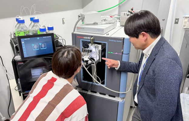 东京都医学综合研究所成功解析小鼠全身蛋白质的24小时时间变化