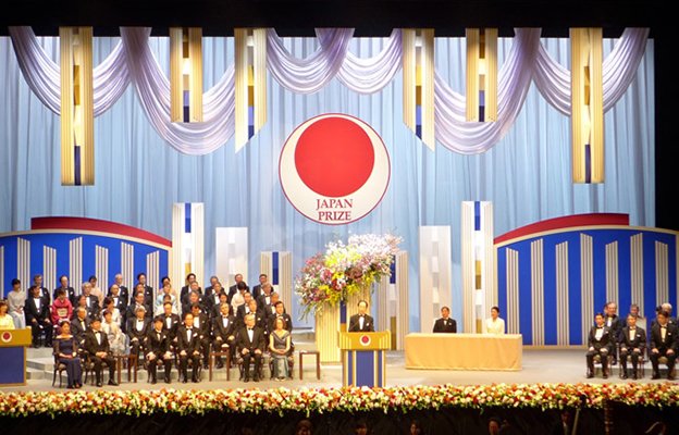 【日本国际奖】数字与先天免疫领域三博士获得，包括华裔科学家陈志坚