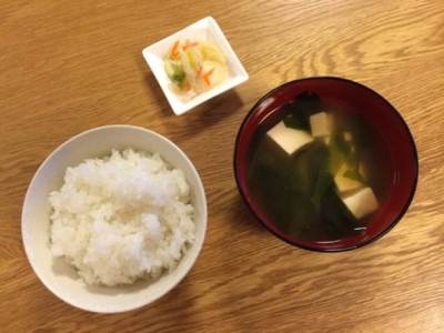 老妈的味道「日式酱汤」 – 小池扬子的菜谱NO.５