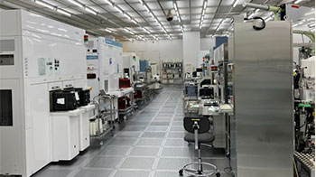 日本产综研向企业和大学开放2纳米半导体技术验证设备