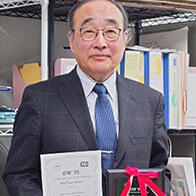 夜景也能清晰呈现在纸上——日本“铁路摄影迷”教授研发新技术