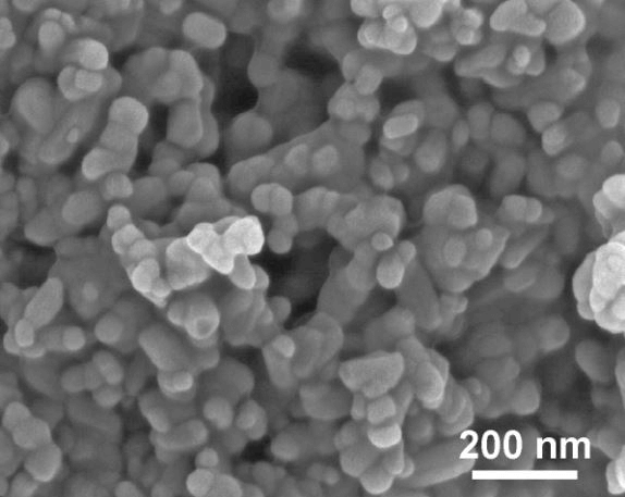 日本开发出新型各向异性陶瓷激光材料 晶粒可小到波长的1/10